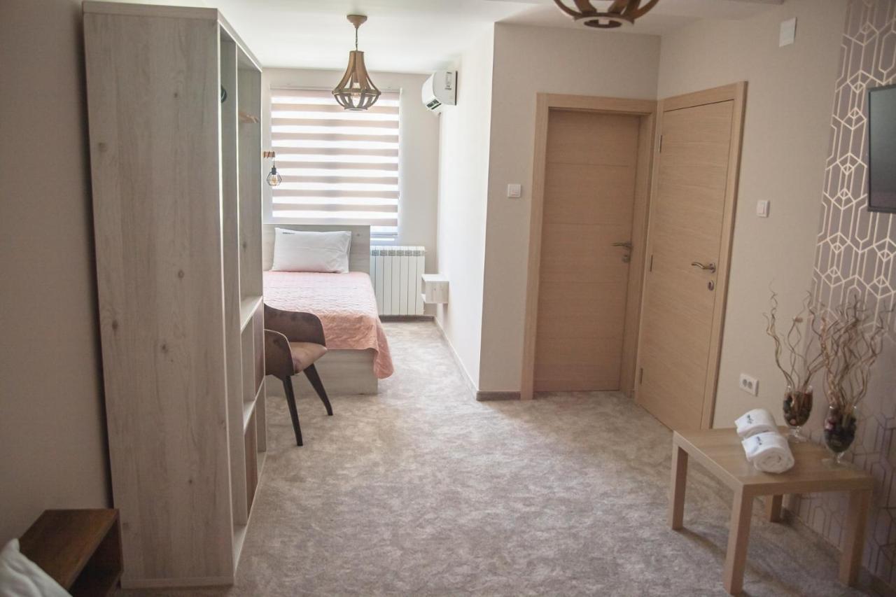 Mehana apartmani Leskovac  Bagian luar foto