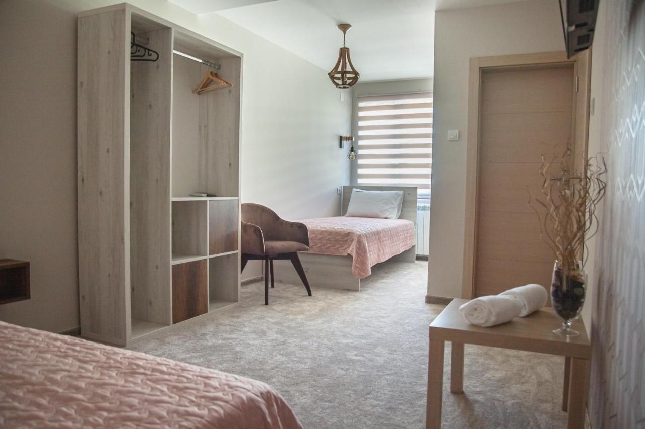 Mehana apartmani Leskovac  Bagian luar foto
