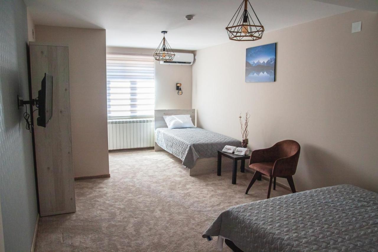 Mehana apartmani Leskovac  Bagian luar foto
