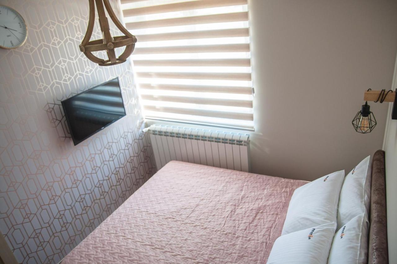 Mehana apartmani Leskovac  Bagian luar foto