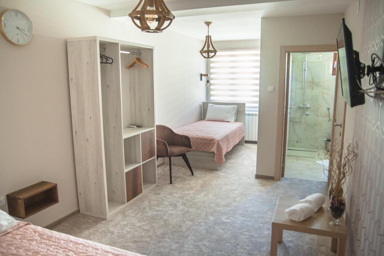 Mehana apartmani Leskovac  Bagian luar foto