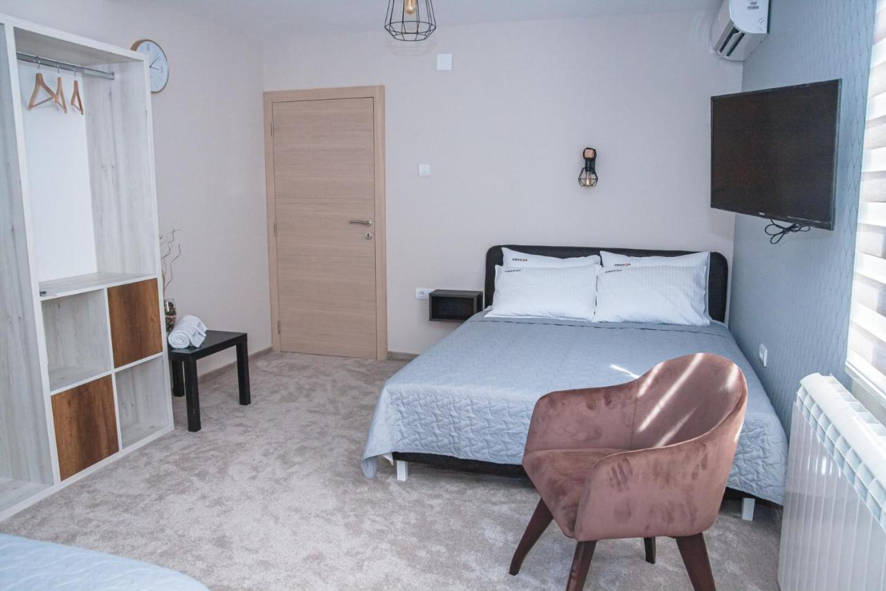 Mehana apartmani Leskovac  Bagian luar foto