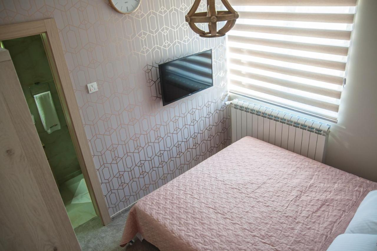 Mehana apartmani Leskovac  Bagian luar foto