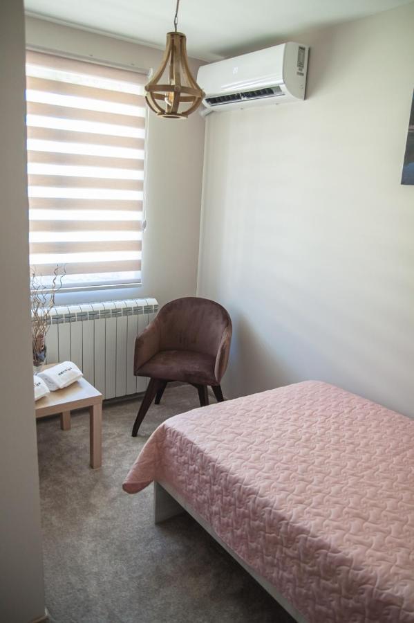Mehana apartmani Leskovac  Bagian luar foto